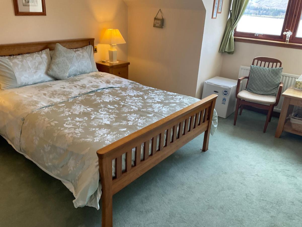 Ronaldsvoe Bed And Breakfast Fort William Exterior photo
